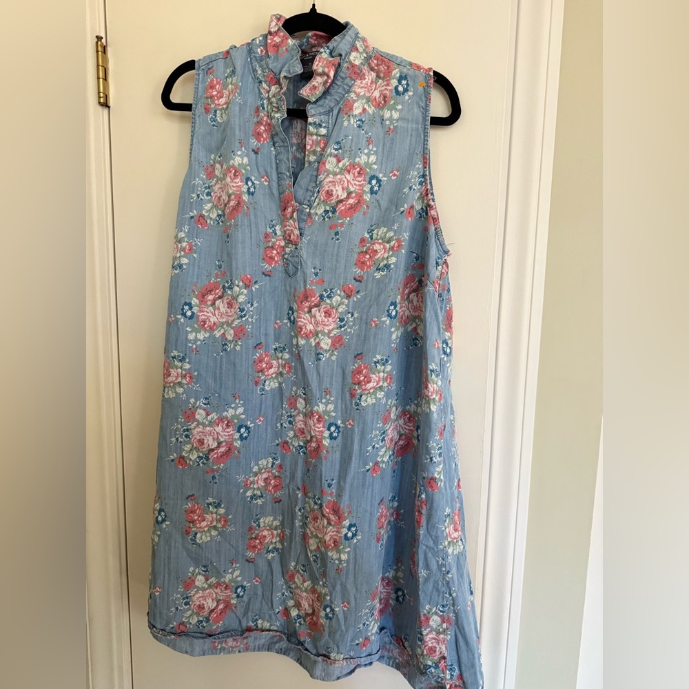 Chelsea & Theodore Cottagecore 90s Floral Tencel Dress with Rose Detail